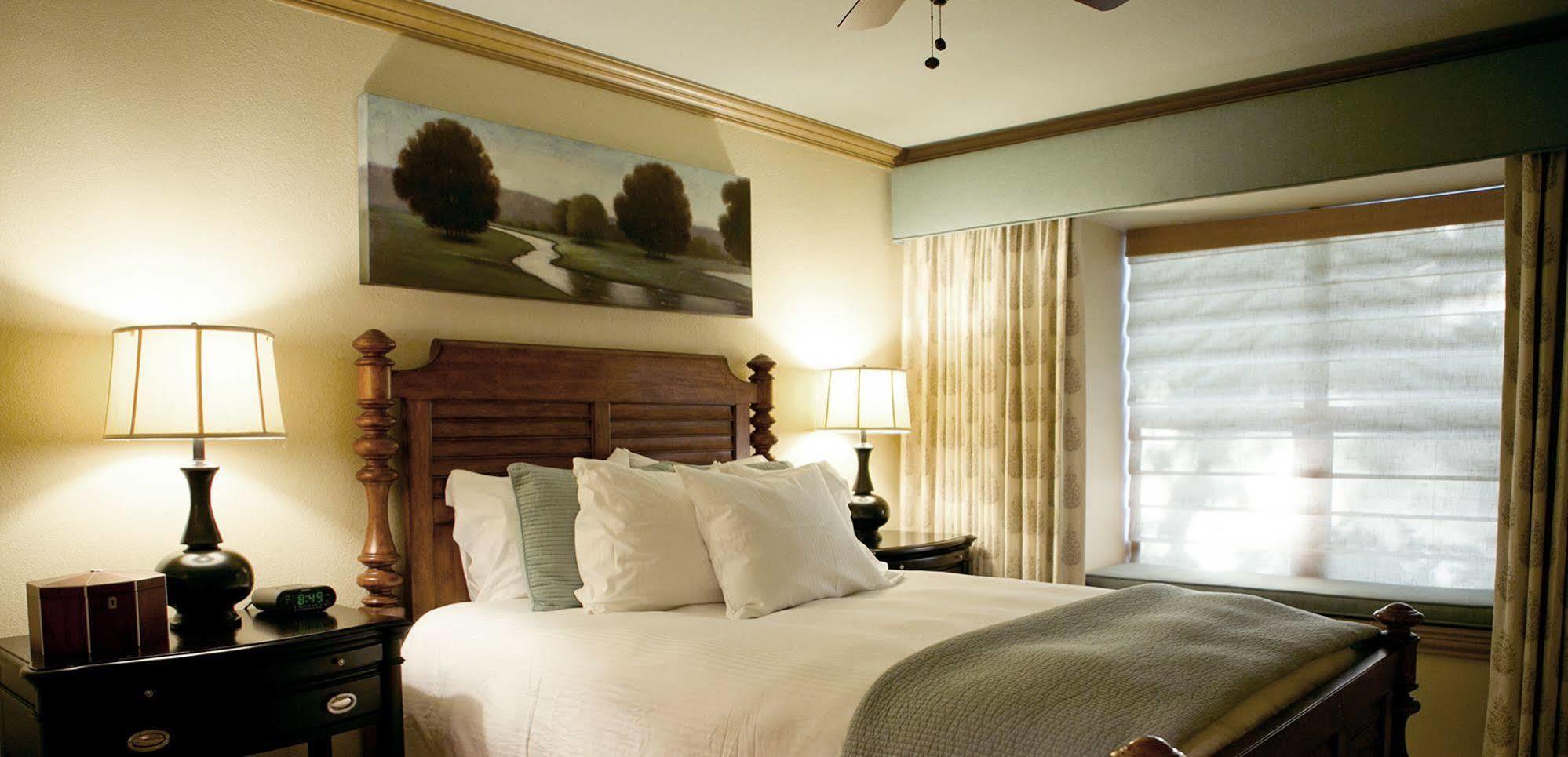 The Sanford House Inn & Spa 알링턴 외부 사진